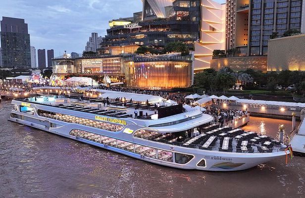 Bangkok: Sawasdee Chaophraya River Dinner Cruise from ICONSIAM