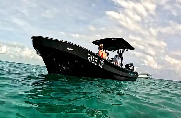 Snorkeling Tour at the Great Barrier Reef of Belize