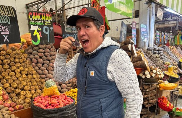 Callao: Farmer Market, Real Felipe Fortress & Mummy Discovery
