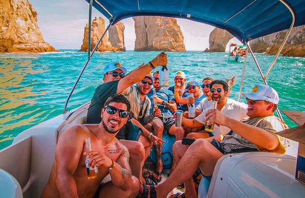 Private Yacht in Los Cabos | 10 PAX & 3 HRS