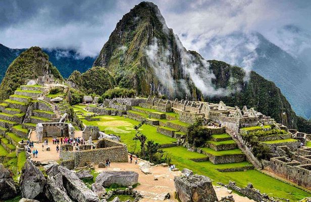 Official entrance to Machu Picchu with access to Huayna Picchu