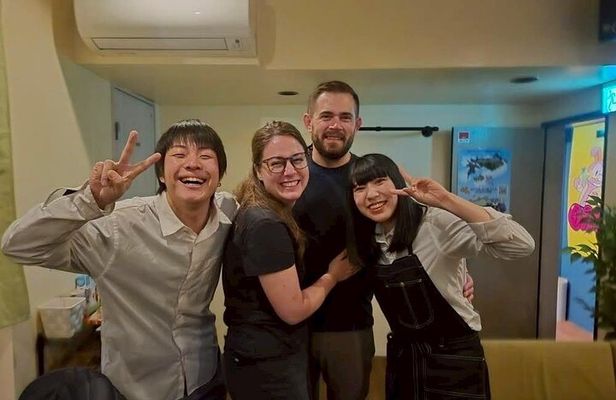 Experience of pairing sake tasting with snacks in Kyoto