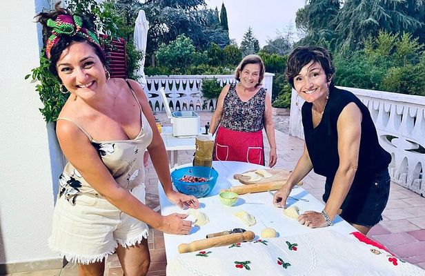 Experience the Journey of Homemade Panzerotti in Bari