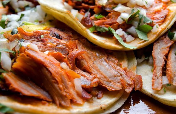 La Roma and Condesa Spooky Legends, Drinks and Taco Tour