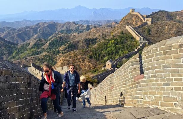 ZANBUS: Trip to the Jinshanling Great Wall Departing at 7:30 AM