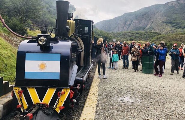 Discover Experience End of the World Train and National Park