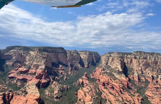 Scenic Flights Over Sedona