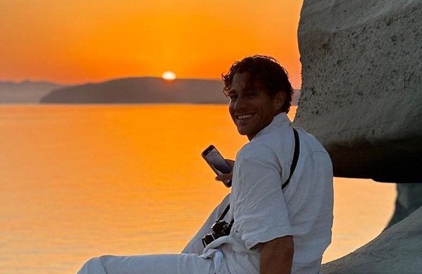 Sunrise Sarakiniko Tour with Van