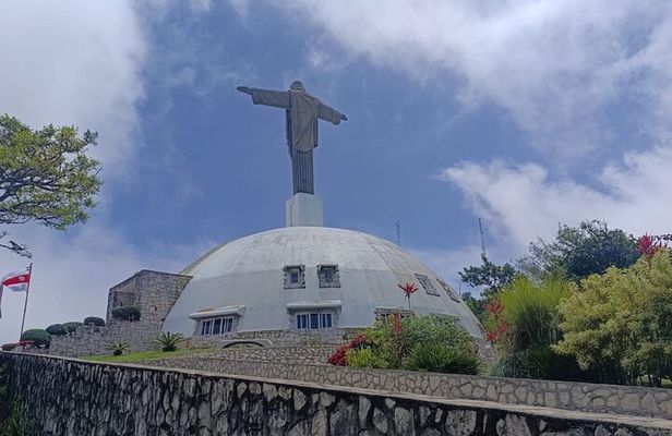 Puerto Plata City Tour with Lunch, Mountain and Factory Visits