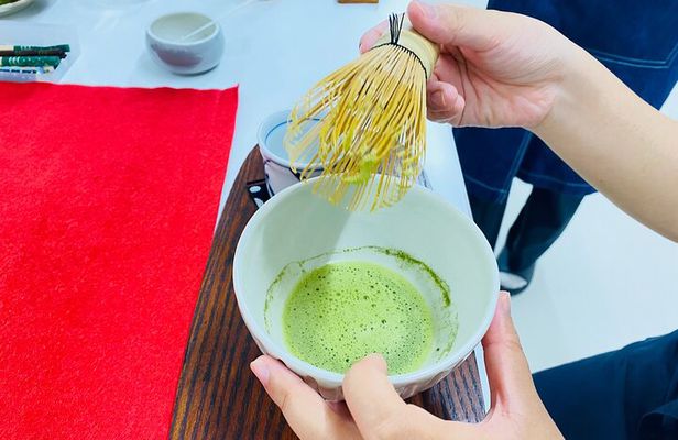 Japanese tea and local sweets