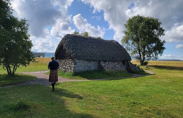 loch ness, Culloden, Clava and Urquhart Castle from Inverness