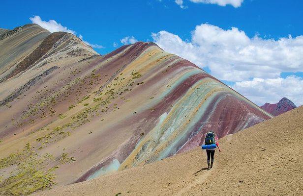 7 Color Mountain Tour Adventure in Vinicunca