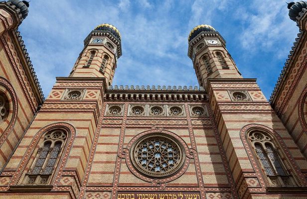 Budapest Old Jewish Quarter History Private Walking Tour