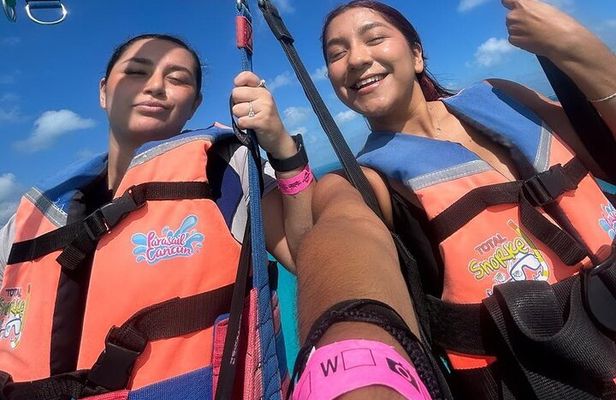 Parasailingcancun and Jet Ski tour over Cancun Bay
