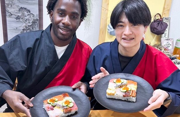 Shop Osaka Local Market, Make Box Sushi & Matcha Latte