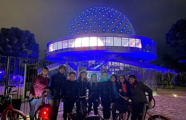 Private Bike Tour: Buenos Aires at Night 