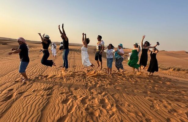Dubai Evening Desert Safari with BBQ Dinner and Shows