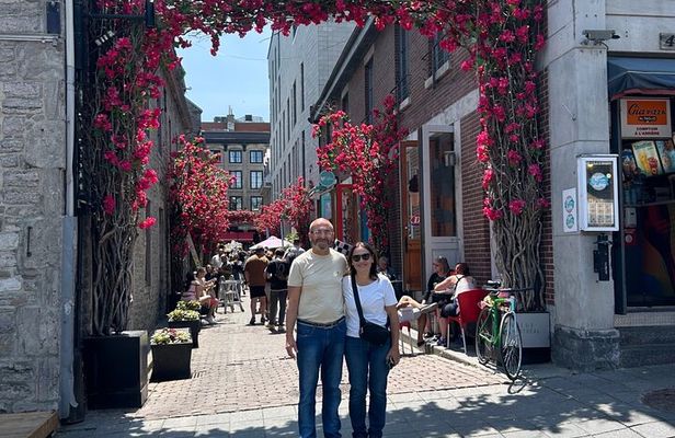 Montreal: Private Tour with a Local Guide