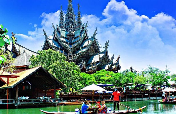 Bangkok: Pattaya Truth Sanctuary & Coral Island Private Tour