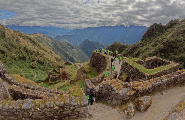 Classic Inca Trail Trek 4D/3N to Machu Picchu Group Service
