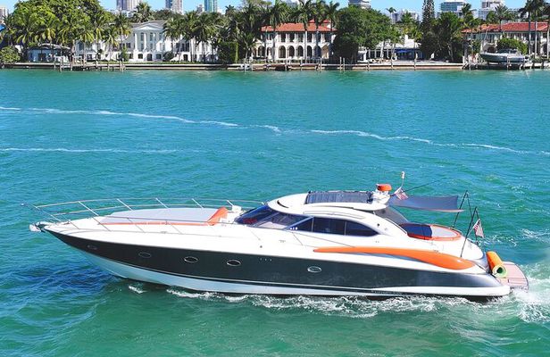 Explore Miami on a Luxury 65' Sport Yacht