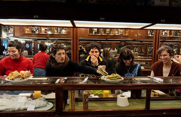Backstreet Bites of Buenos Aires Cafés, Parrillas and Beyond