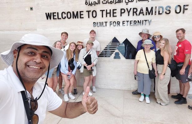 From Sharm ElSheikh Guided Day Trip to Cairo by Bus