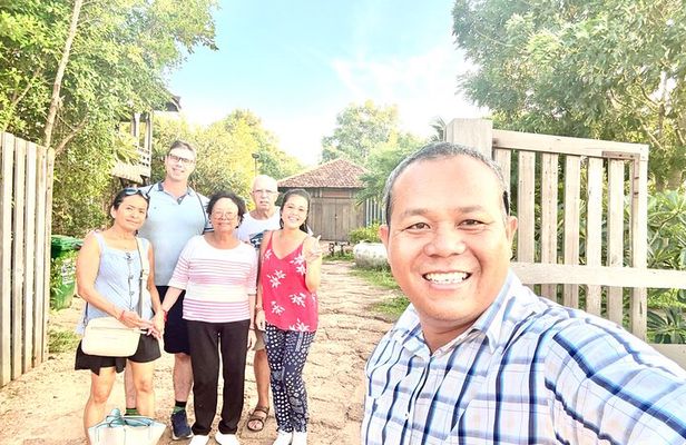 Full Day Tour Koh Ker & Bueng Mealea-English Speaking Driver 