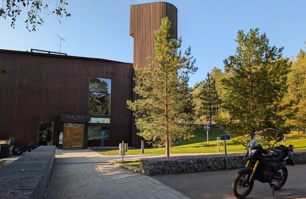 Electric Moto Adventure from Helsinki to Nuuksio National Park