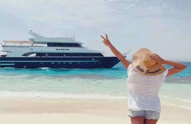 Hamata island Full day boat trips with lunch - Marsa Alam 