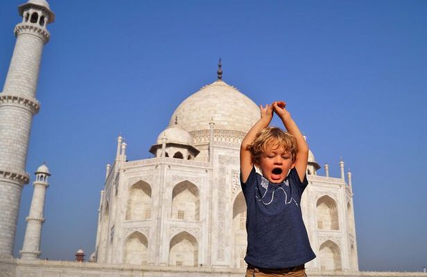 From Delhi: Luxury Group tour of Agra All Inclusive