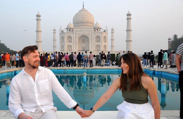 Taj Mahal, Agra Fort & Baby Taj Day Tour From Delhi