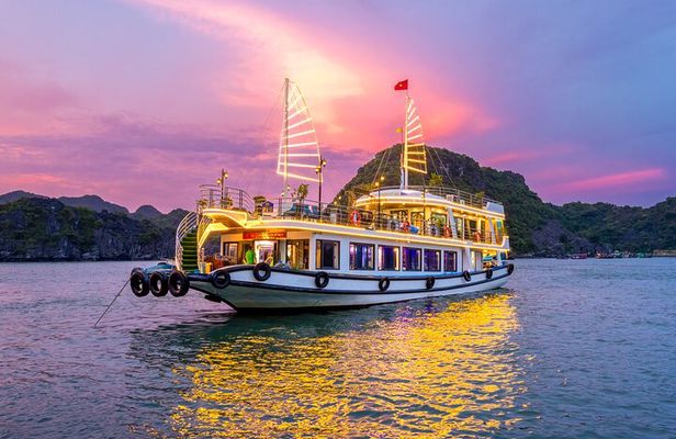 Eco Night Kayak Cruise: Bioluminescent Plankton in Lan Ha Bay