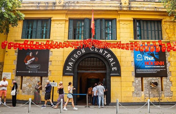 Hanoi: Military History Museum & Historical Highlight
