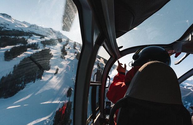 Private Whistler Helicopter Tour: Glaciers and Black Tusk