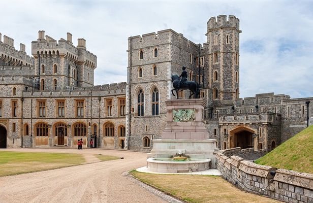 Private Tour of Oxford and Windsor Castle