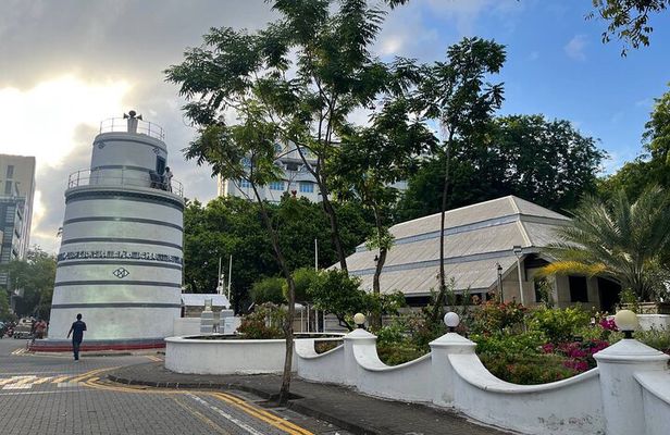 Male' City Walking Tour Explore All the Top Highlights