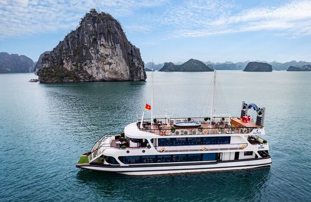 Premium Halong Bay Day Trip with Buffet Lunch from Hanoi