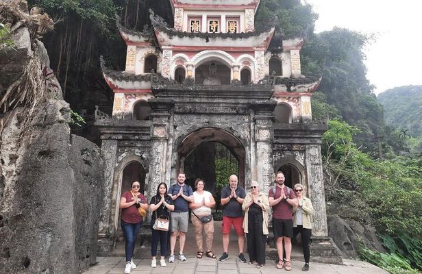 Hanoi: Luxury Small Group Bich Dong, Trang An & Mua Cave Day Tour