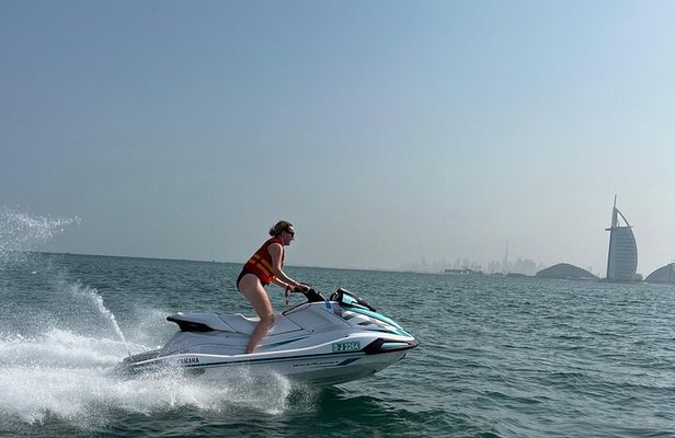 Jet Ski Ride & Breakfast by the sea - Dubai