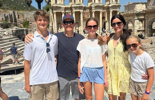 Ephesus Full Day Tour & Horse Safari + Lunch - Opt Turkish Bath