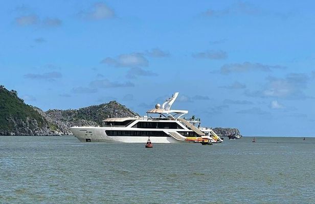 Hanoi: Cat Ba Island- Lan Ha Bay Day Trip on Luxury Cruise, Lunch