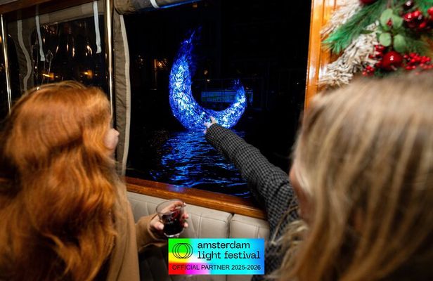 Amsterdam Light Festival: Heated Cruise with Hot Drinks & Bite