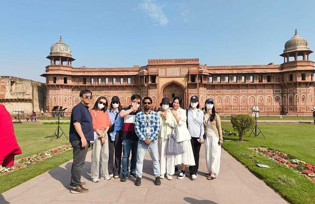 Private Taj Mahal Day Tour from Delhi | All Inclusive