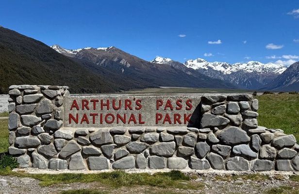 Castle Hill & Arthurs Pass Private day tour from Christchurch