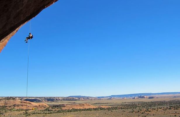 Looking Glass Arch: Climb and Rappel