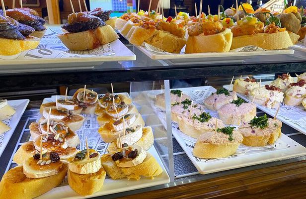 Magical Valencia: Mysteries & Tapas Adventure