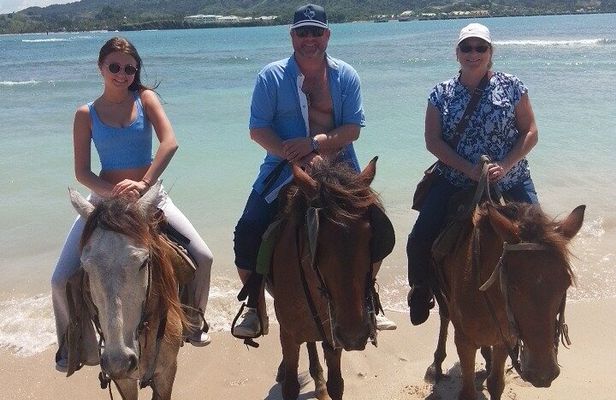 Puerto Plata Horseback Riding and Monkey Adventure Tour