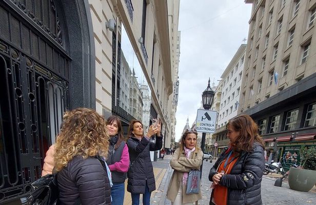 Private Classic 4 hour City Tour with Historical sites