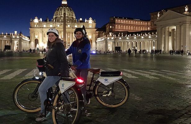 Rome by Night eBike Tour with Pizza Option